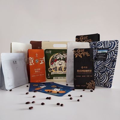 खरीदें Zipper Closure Printed Packing Bag with Die-cut Handle 3-5 Days Sample online manufacture